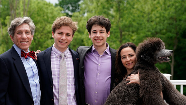 Biography Dr Chris Thurber